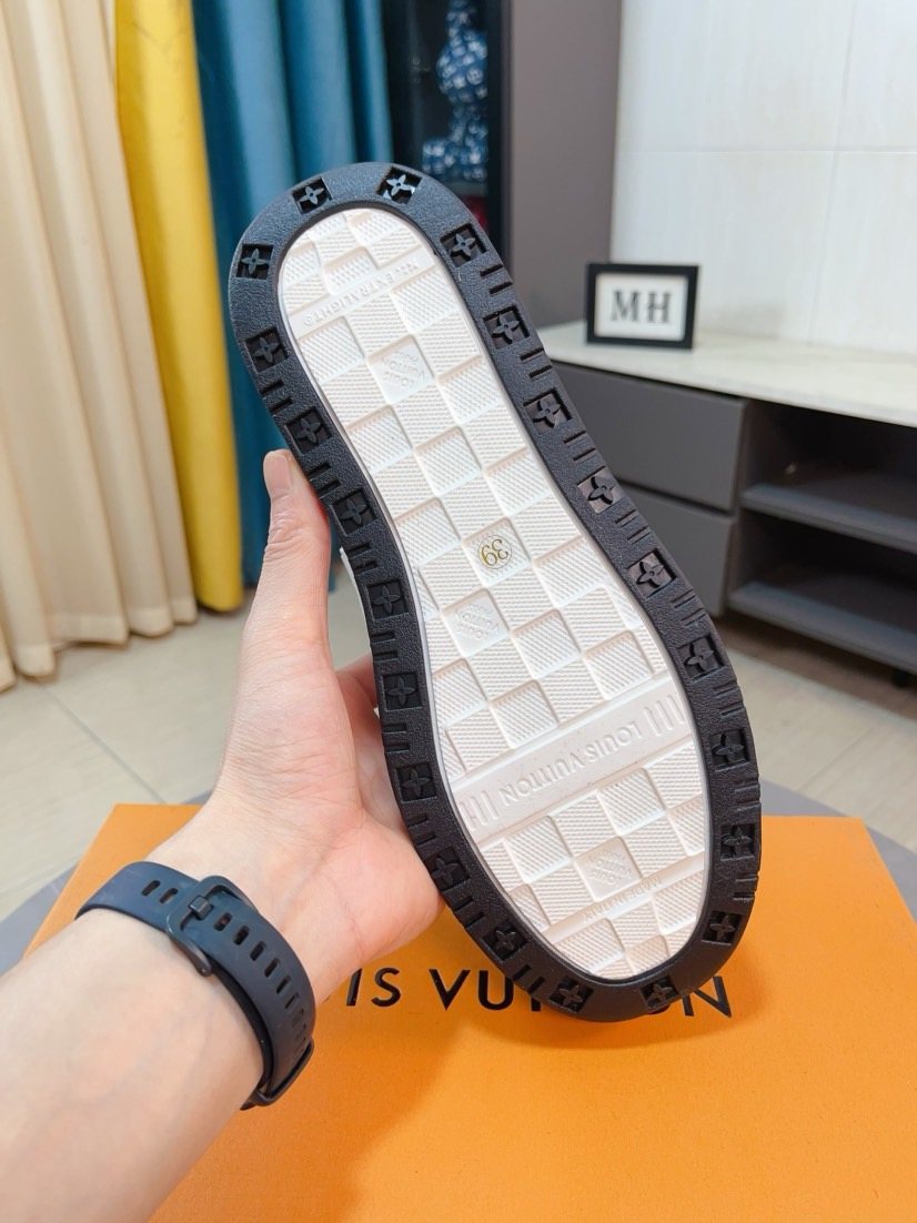 Louis Vuitton Beige-Brown Patterned Sneakers